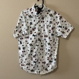 Short-Sleeve Button-Down Shirt in White with Red & Navy Motif